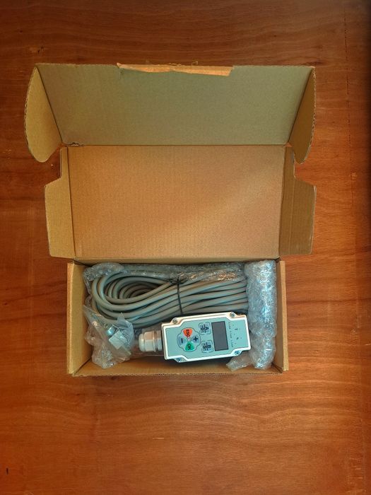 Telecontrol pult — sanoat uchun mo‘ljallangan.