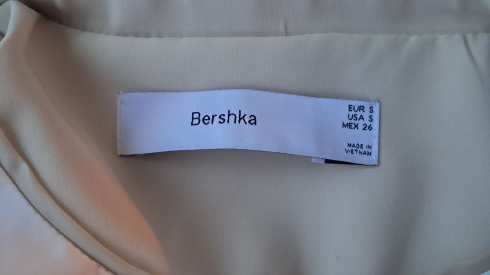 Rochie tip sacou Bershka