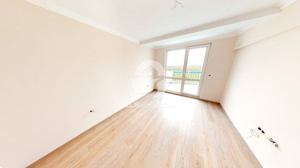 Продава се Двустаен апартамент в с. Кошарица, Област Бургас - 70 кв.м за 758 €/кв.м - Снимка #5