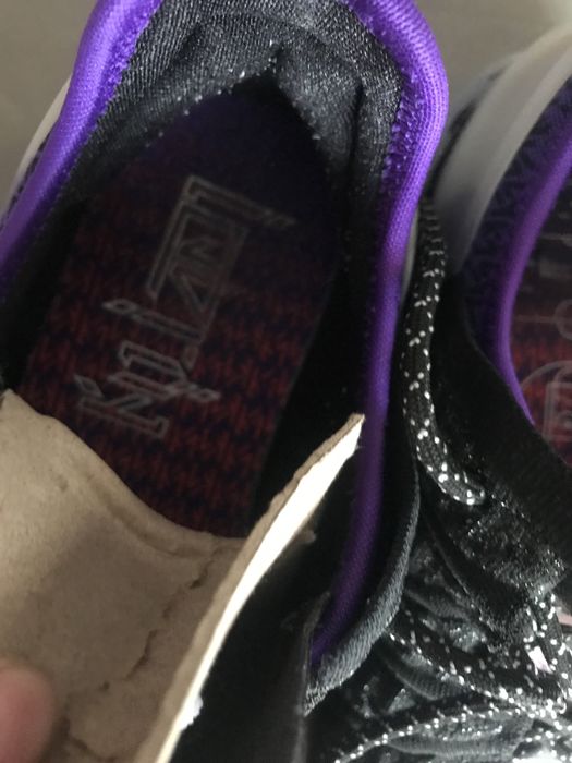 Încălțăminte baschet Lebron 17 măsura 39