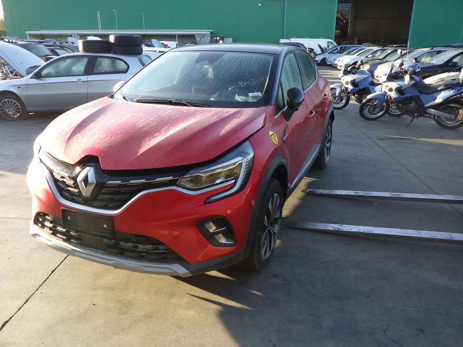 Dezmembrez Renault Captur  1.0 TCE ,AN 2023, Benzina