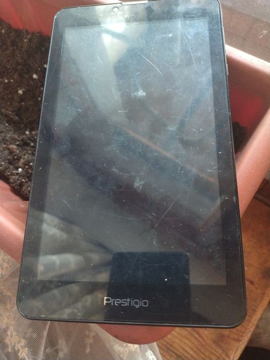 Продам телефоны на запчасти