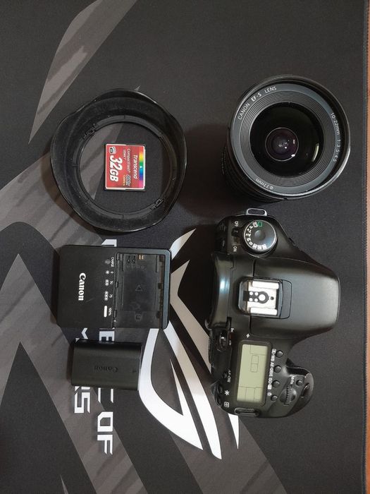 Canon 7D lens10/22 /foto/video