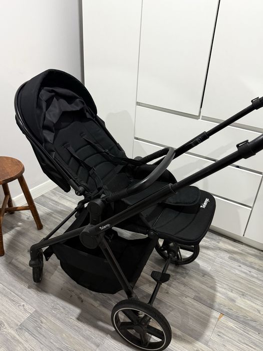 Продам детскую коляску