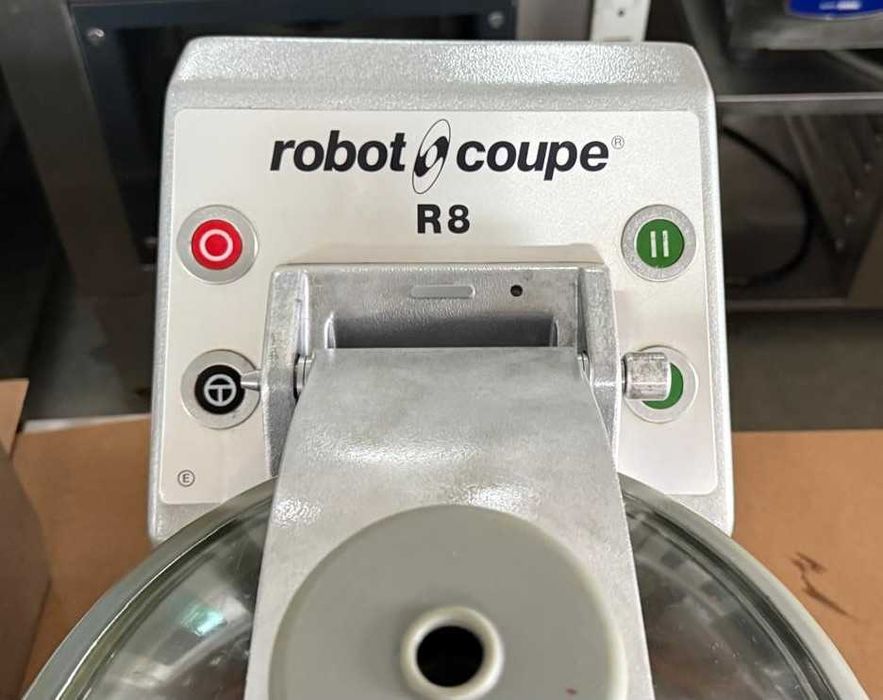 Robot Coupe R8E – Cutter profesional 8L – 2200W – 400V