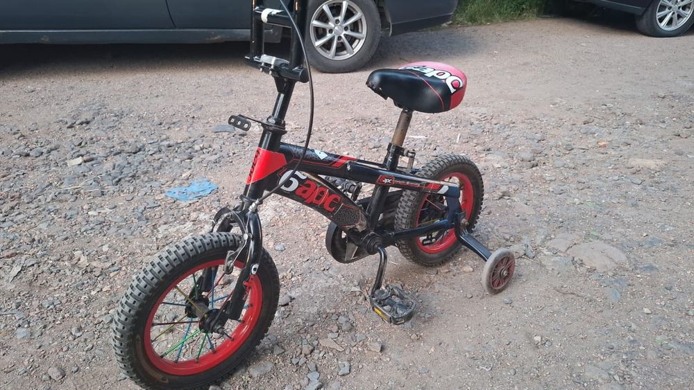 Велосипед детский на 3-5 лет