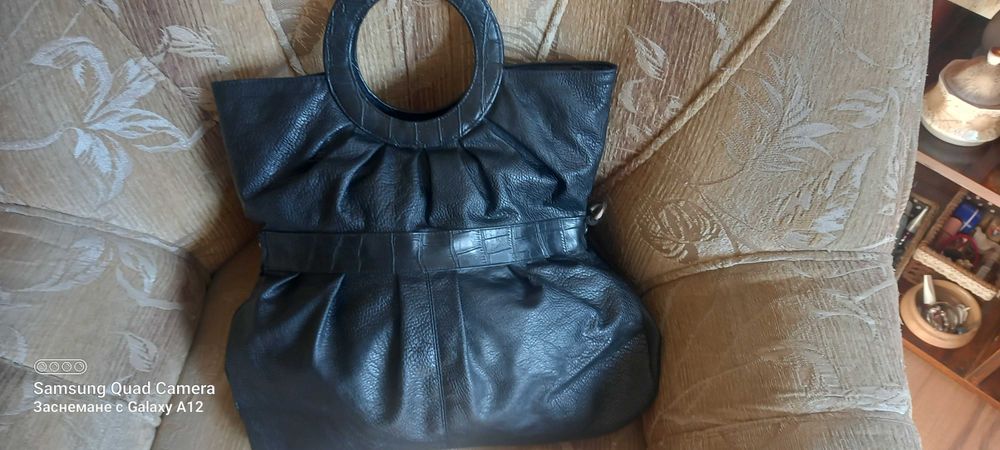 Голяма,дамска чанта-естествена кожа