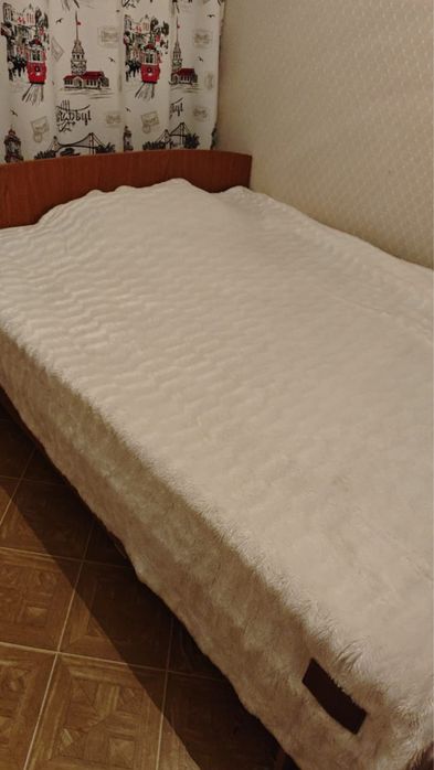 Кровать двуспальная