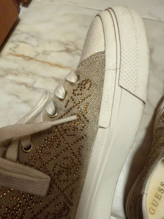 Дамски маратонки Guess