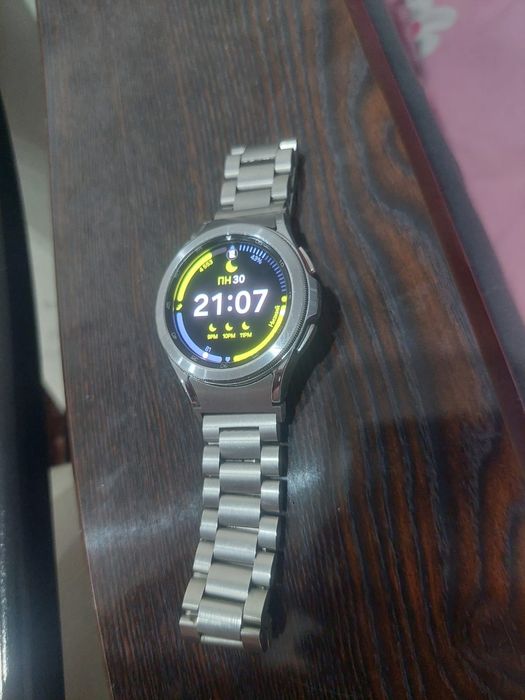 Часы Самсунг s4 klassik