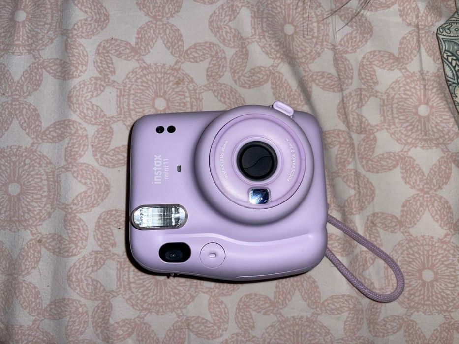 instax mini 11 б/у