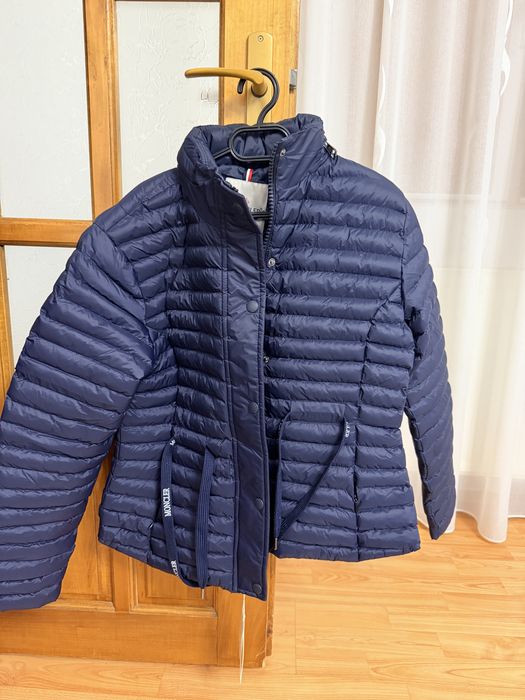 Geaca Moncler dama marimea 3