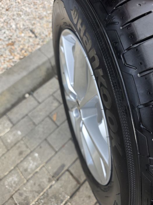 Оригинални джанти с гуми за Skoda 17"