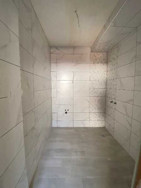 Продава се Двустаен апартамент в Пловдив, Център - 69 кв.м за 1957 €/кв.м - Снимка #3