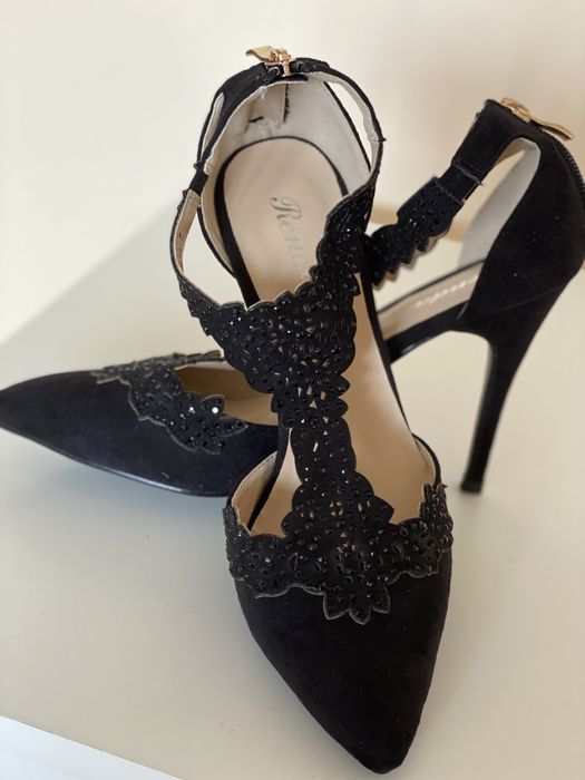 Дамски обувки