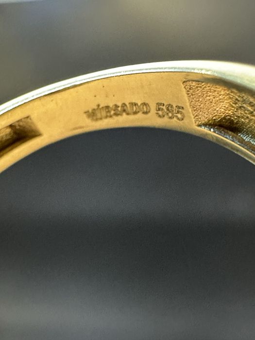 Золото 585  Кольцо Масса: 3,33