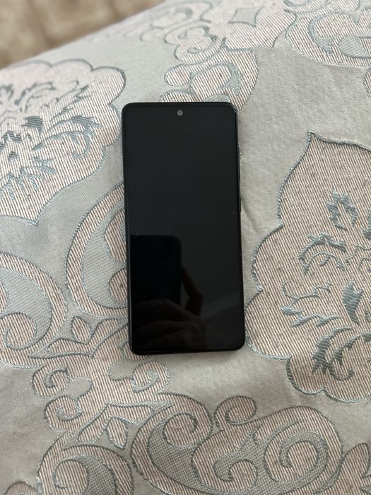 Обменяю телефон на айфон