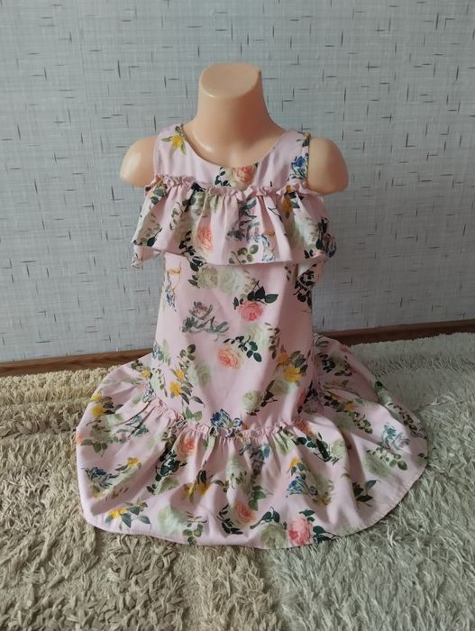 Продам платье нарядное