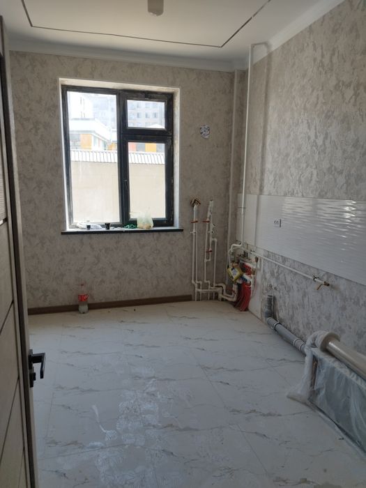 Продается 1 комн.квартира  40.9 кв.+ Подвал 40 кв. теплый пол.