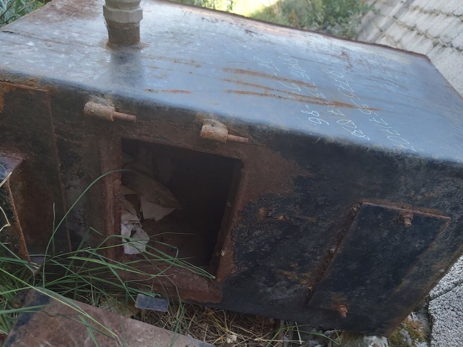 Котел под газ,напольный