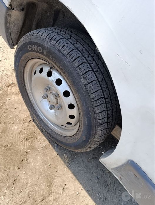Опел сотилади 7.500$