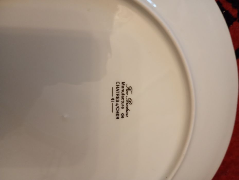 Farfurii din porțelan