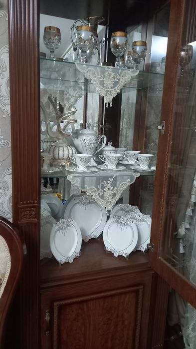 Kamot burchelari stol stul idishla salfetkalari padarka