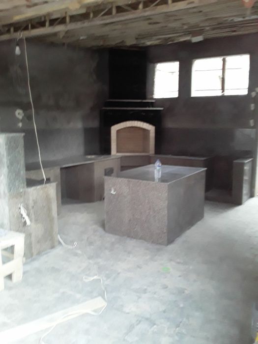 СТРОЕМ БАРБЕКЮ. очаги. Летние кухни . Камин.