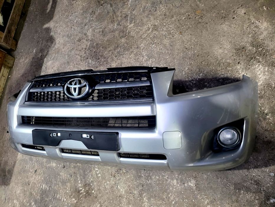 Бампер Toyota RAV 4