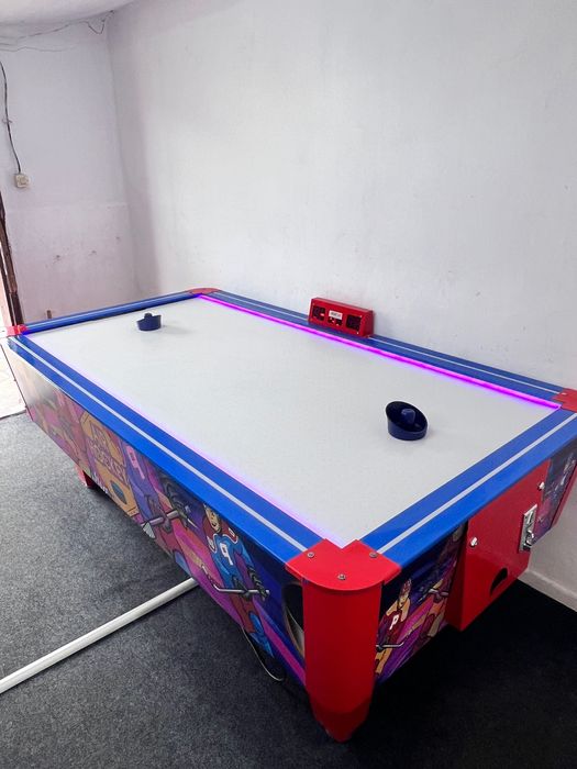 ПРОФЕСИОНАЛЕН Въздушен хокей с монетник