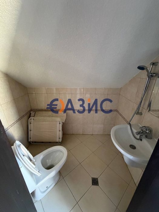 Продава се Тристаен апартамент в с. Кошарица, Област Бургас - 103 кв.м за 488 €/кв.м - Снимка #12