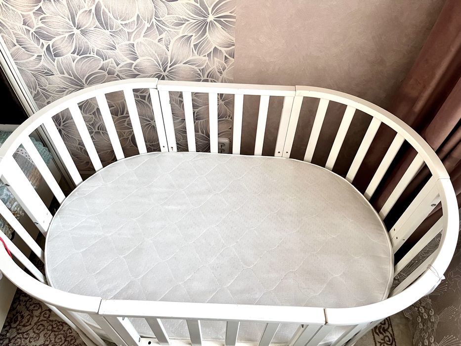 Продам детскую кровать 6в1