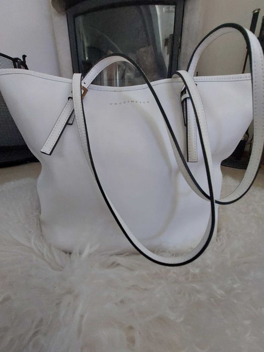 Coccinelle бял цвят