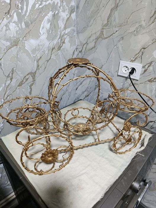 Кованные подставки для цветов