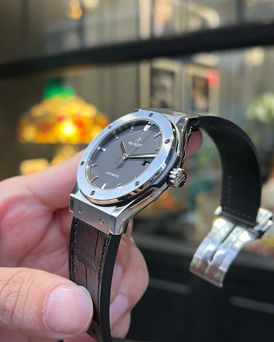 hb classic fusion 42mm Tit