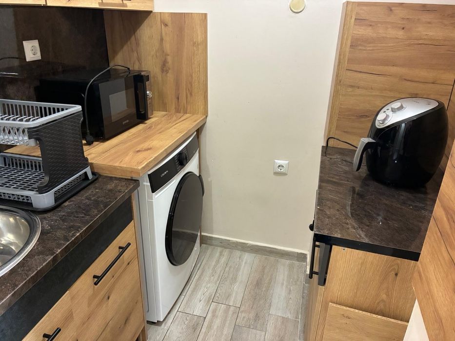 Дава се под наем Едностаен апартамент в Варна, Спортна зала - 27 кв.м за 348.84 € - Снимка #9