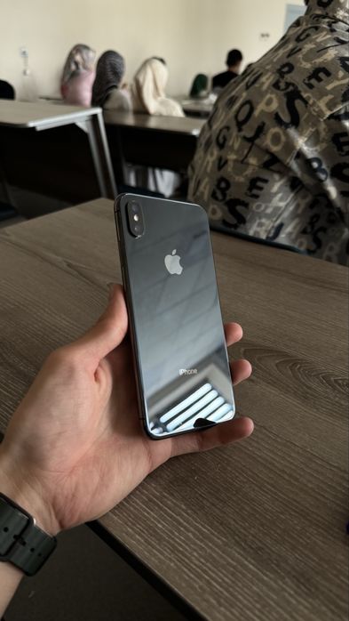 Iphone xs max black