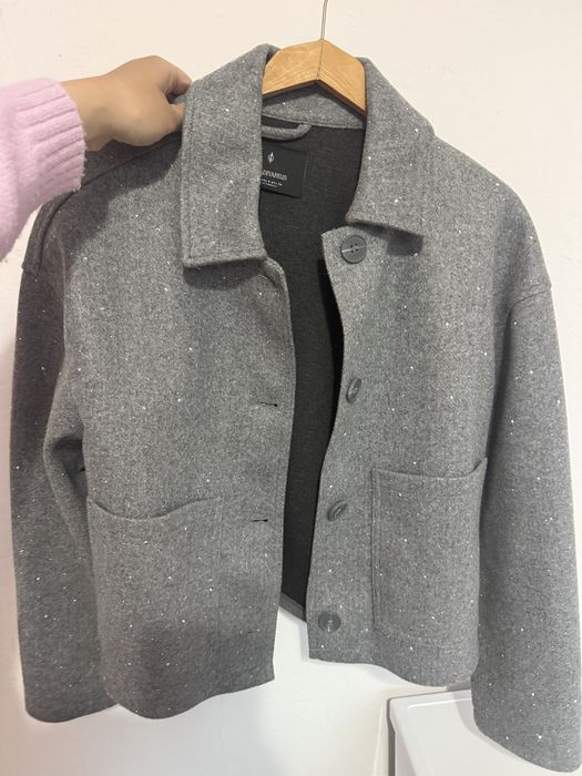 Яке тип риза с блястящи частици,марка Stradivarius