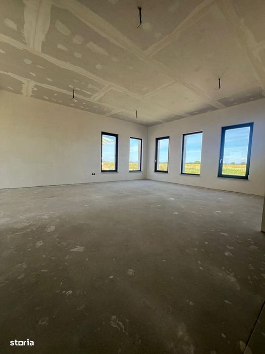 Casa NOUA semifinisata