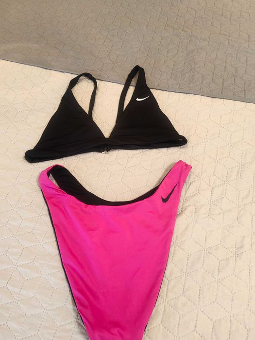 Дамски бански Nike от две части