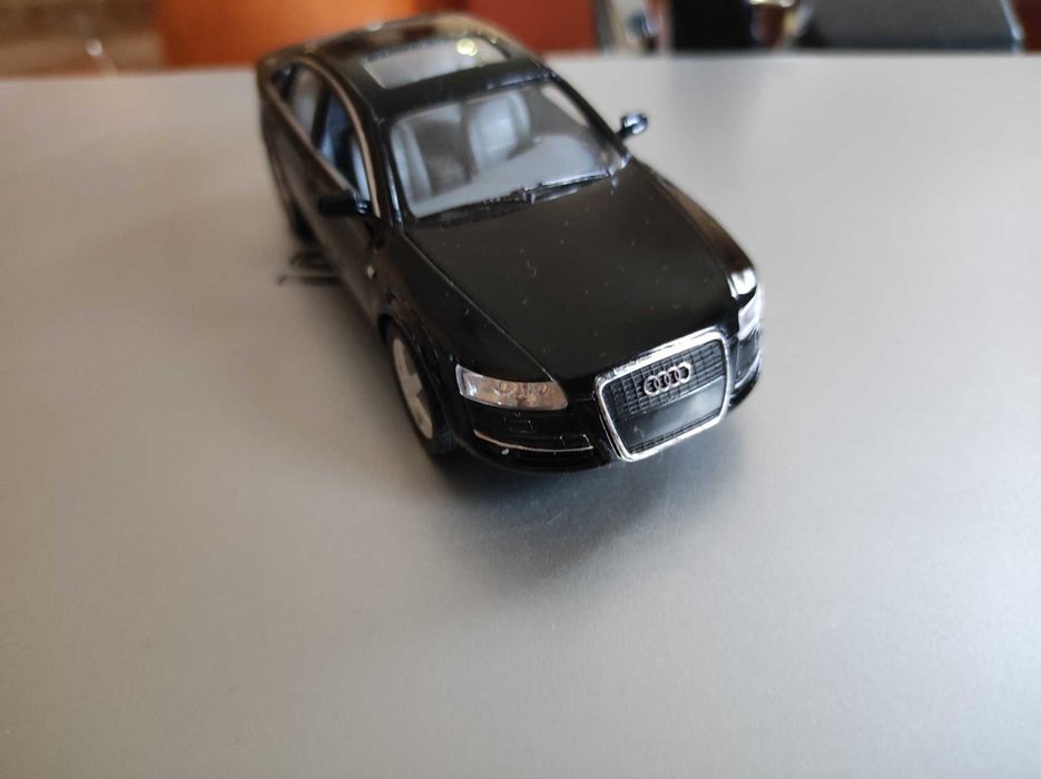 Ауди А6 метална количка