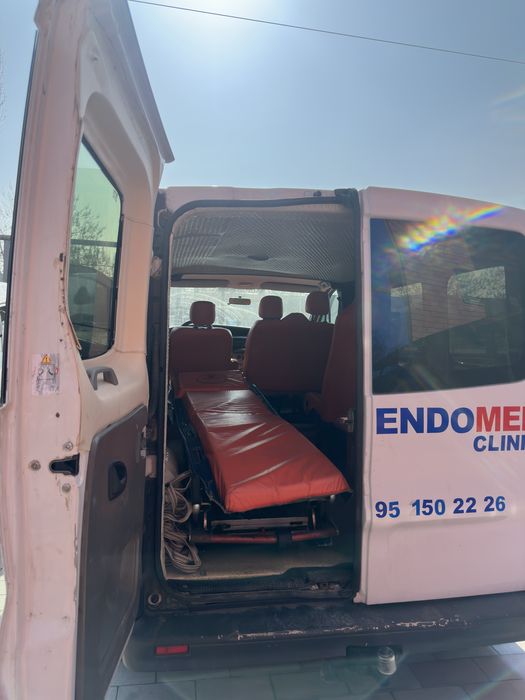 Opel vivaro ambulance