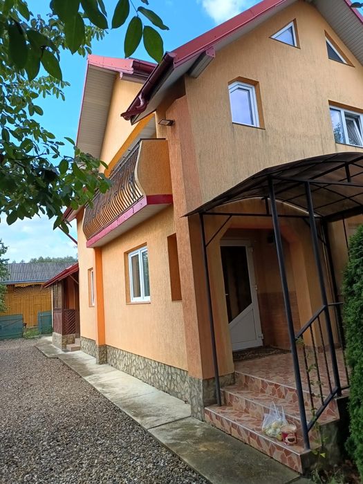 Casă  de  vânzare