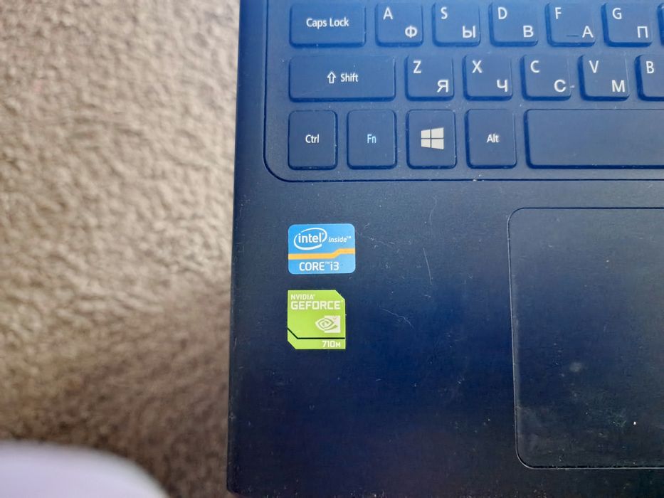 Ноутбук Acer на 7 винде