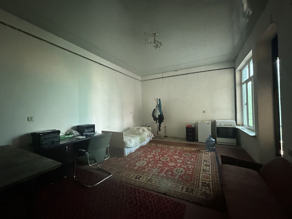 Тошкент туман Авлиё ота Шўро бозор яқинида 6 сотих ер хисобида