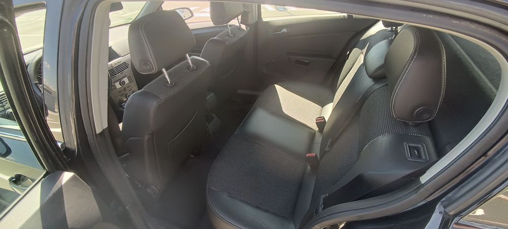 Opel Astra H 1.6 benzinã