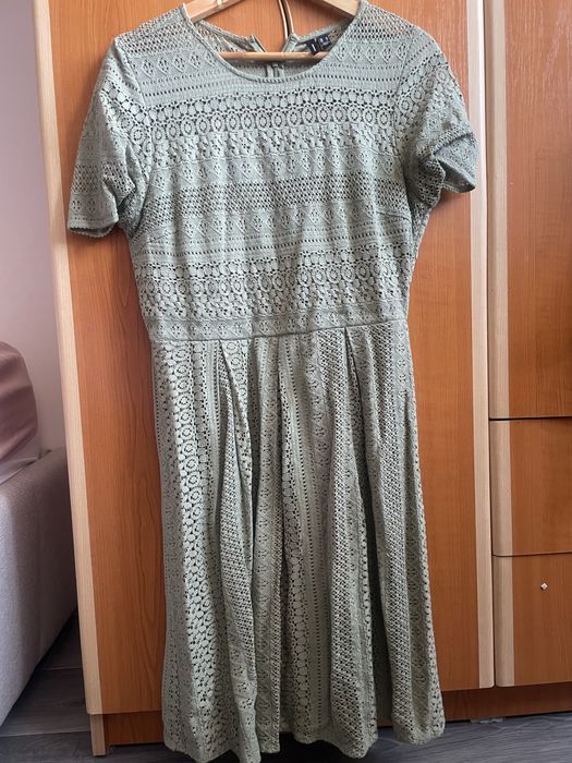 Rochie purtata f putin