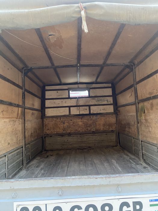 Gazel sotiladi narxidan utib beramiz