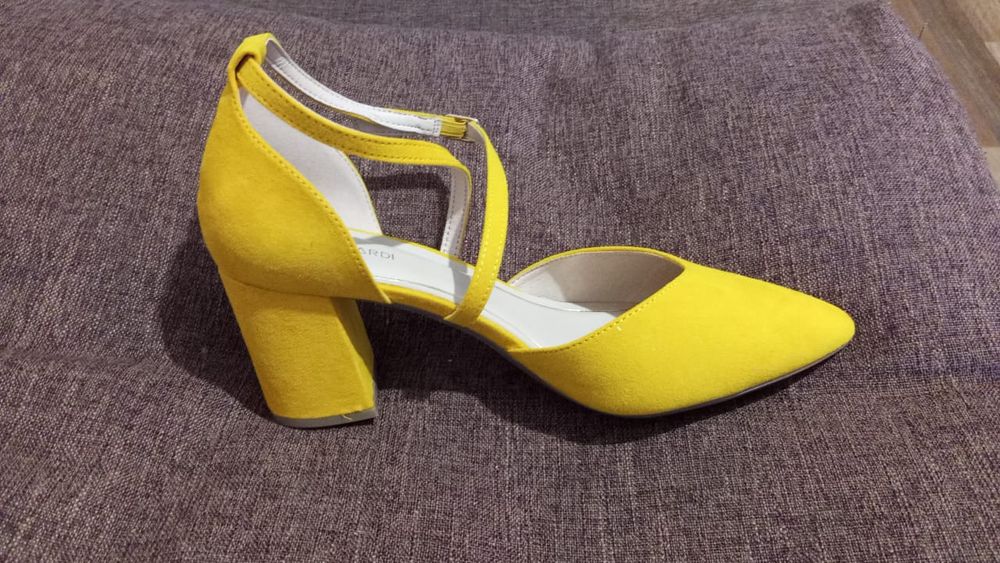 Продам туфли в хорошем состоянии