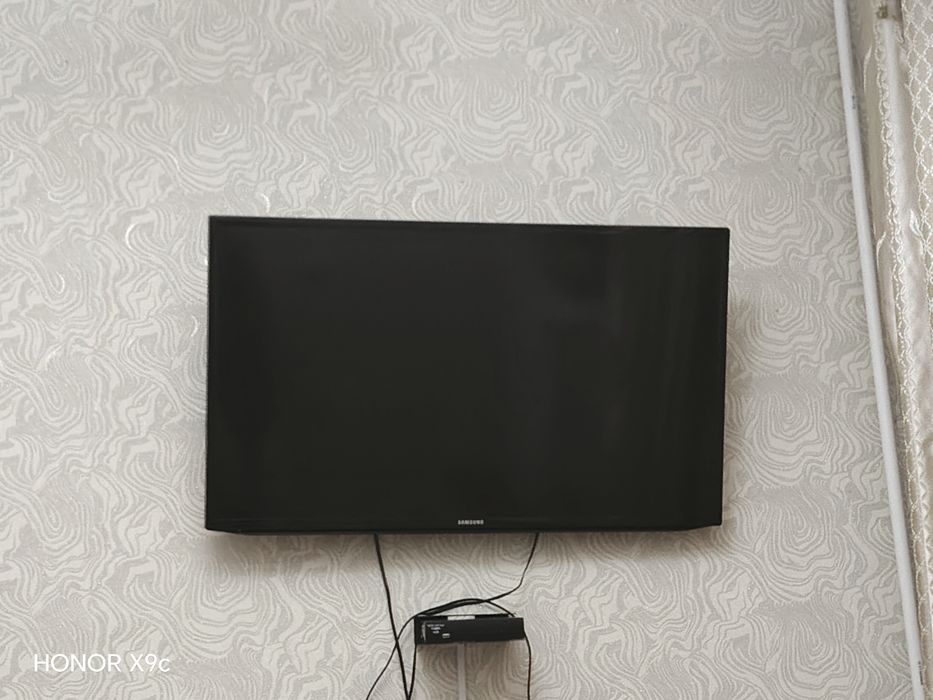 Продам телевизор